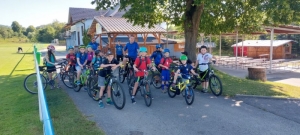 Turnaj přípravek ve Štítné a kácení máje 2022